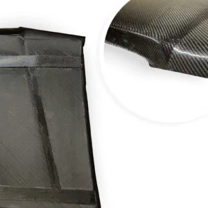 ART 002082 Leichte Motorsport Carbon CFK Motorhaube Mercedes W201 190E zur Gewichtsreduktion fuer 16V Rennwagen Detail