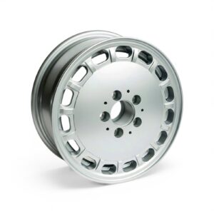 maxilite Alufelge Gullideckel 7x15 ET25 silber TÜV Mercedes W201 190E, R107, W116, W123, W124, W126, W202, W210