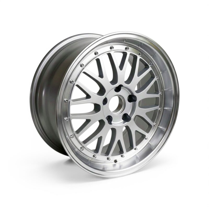 ART 002513 maxilite Alufelge Le Mans 95x18 ET25 silber glanzgedreht TUeV Mercedes W201 W124